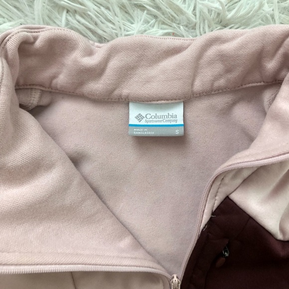 Columbia Women’s Pink and Purple Small Zip Up Pullover - Picture 3 of 5